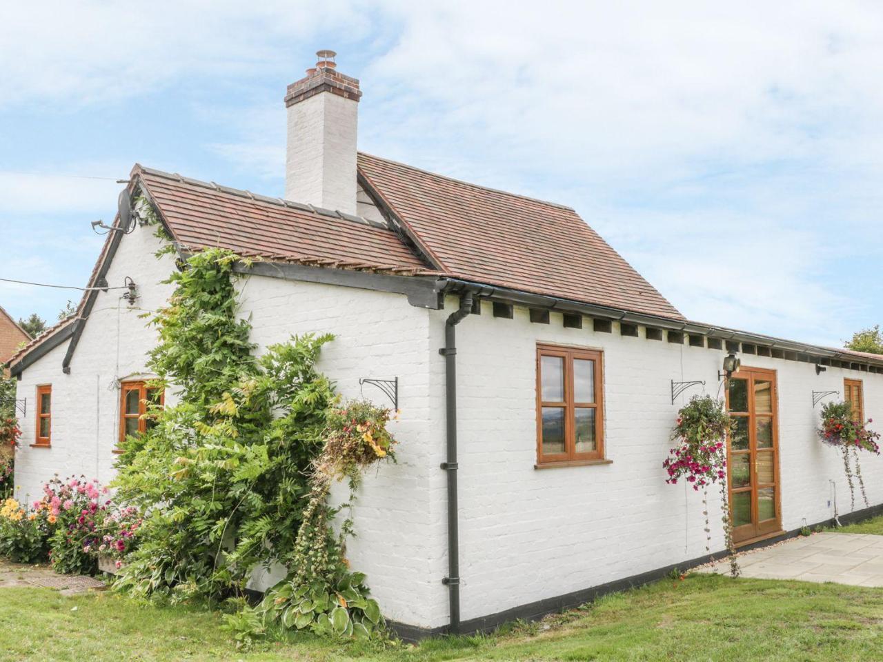 Little Pound House Villa Mamble ภายนอก รูปภาพ
